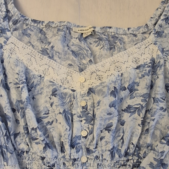 ✨️ American Eagle Outfitters Blue Floral And Lace Blouse Top X Large XL - Picture 3 of 4